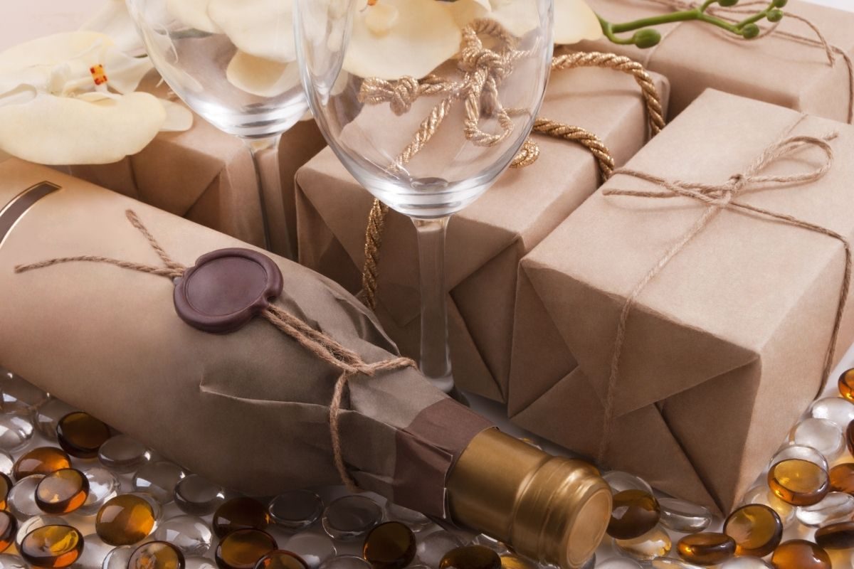 How to Give a Wine Club Gift